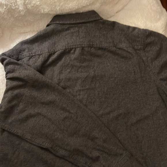 Men’s Banana Republic extra large shirt standard fit - Picture 3 of 3